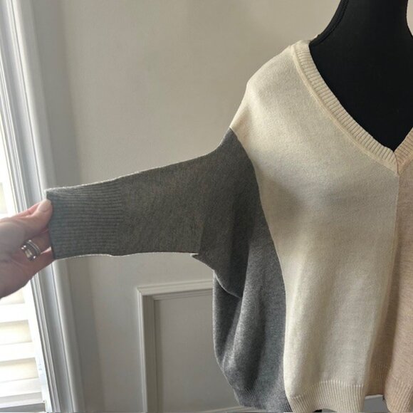 Lovestitch Love Color Block Sweater - Picture 2 of 4